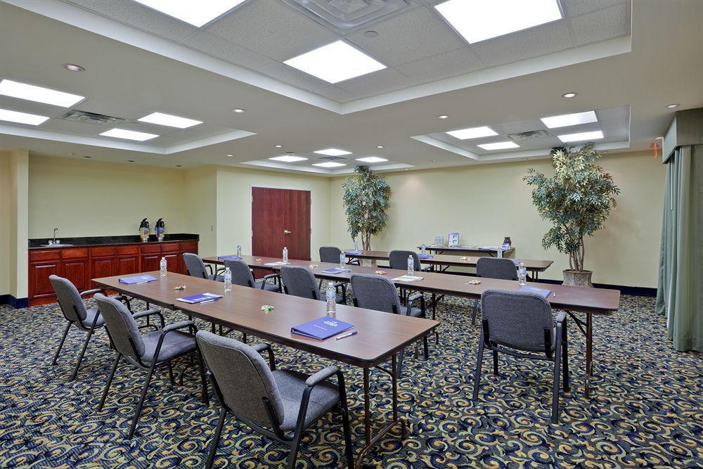 Holiday Inn Express Hotel & Suites Pampa By Ihg Ανέσεις φωτογραφία