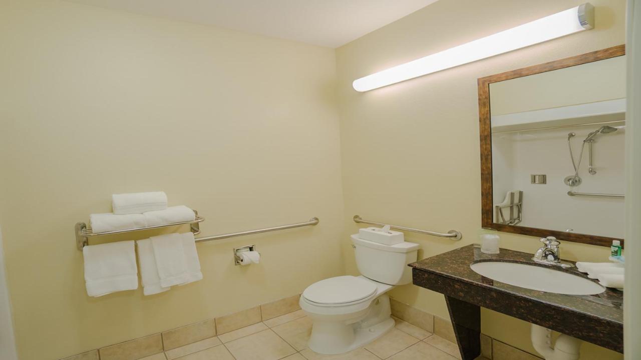 Holiday Inn Express Hotel & Suites Pampa By Ihg Εξωτερικό φωτογραφία