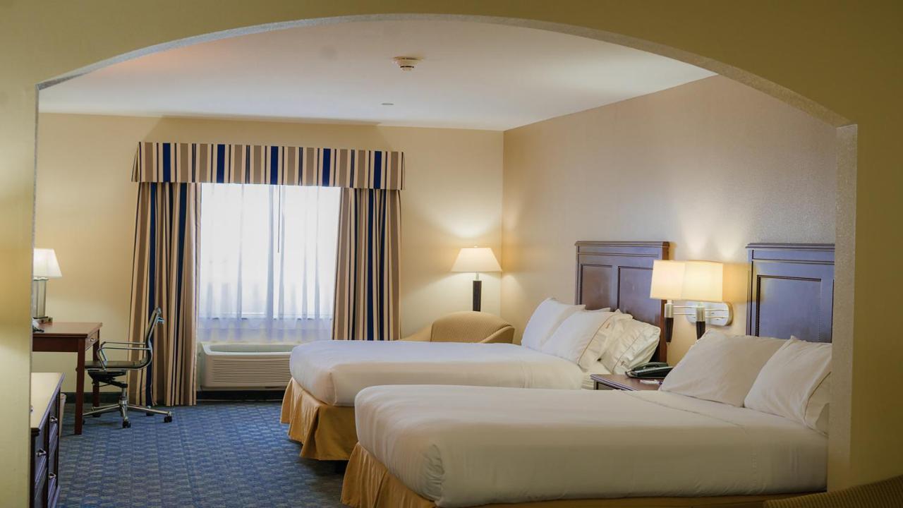 Holiday Inn Express Hotel & Suites Pampa By Ihg Εξωτερικό φωτογραφία