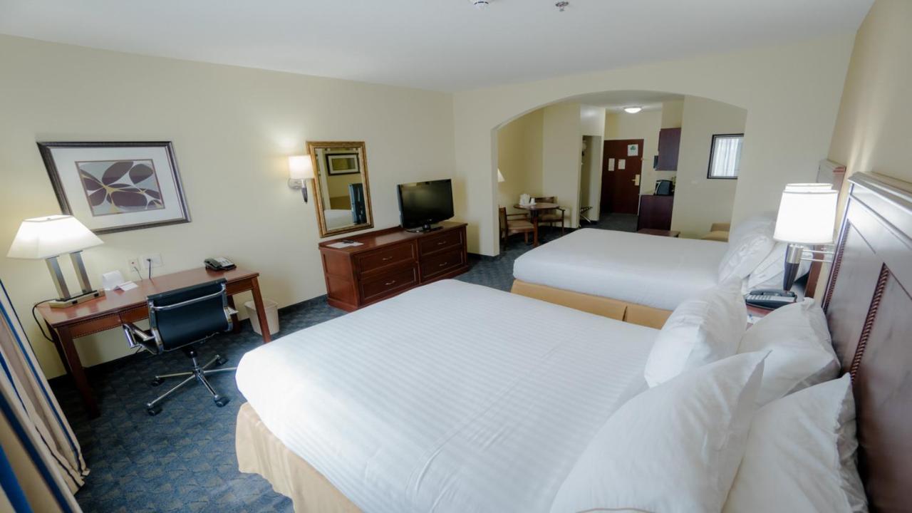 Holiday Inn Express Hotel & Suites Pampa By Ihg Εξωτερικό φωτογραφία